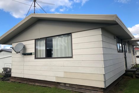 Photo of property in 2/26 Sheehan Avenue, Papakura, 2110