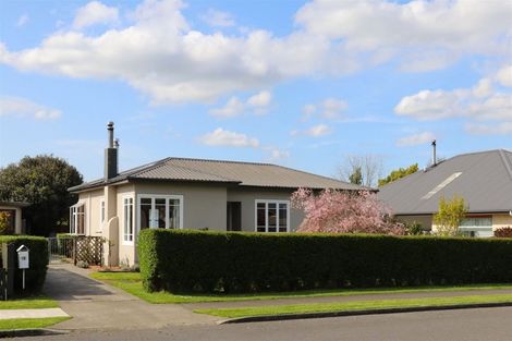 Photo of property in 18 Holyrood Terrace, Waipukurau, 4200