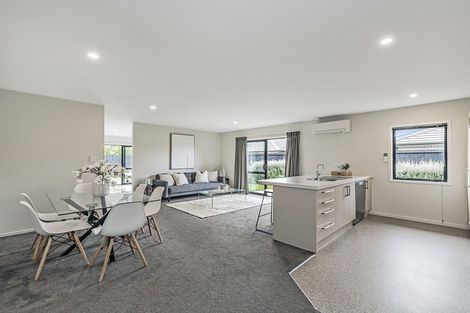 Photo of property in 34 Wallingford Crescent, Rolleston, 7615