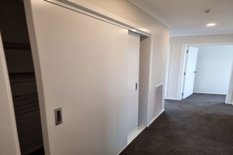 Photo of property in 74 Hokioi Drive, Kenepuru, Porirua, 5022