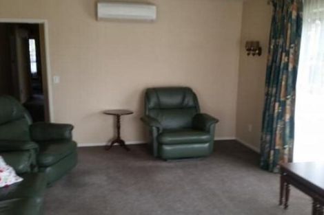 Photo of property in 19 Greenock Street, Redwood, Christchurch, 8051