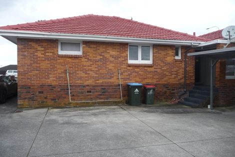 Photo of property in 1615 Great North Road, Waterview, Auckland, 1026