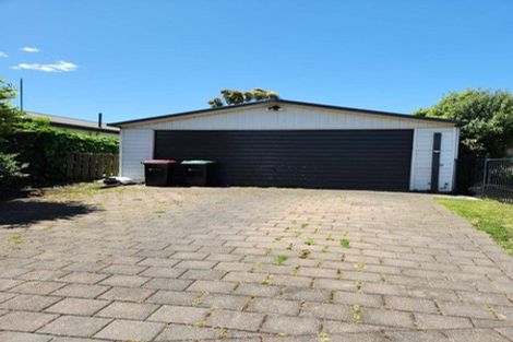 Photo of property in 32 Kowhai Avenue, Rangiora, 7400