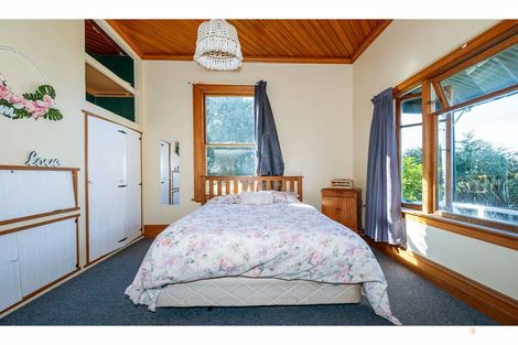 Photo of property in 70 Parsonage Road, Waimate, 7978