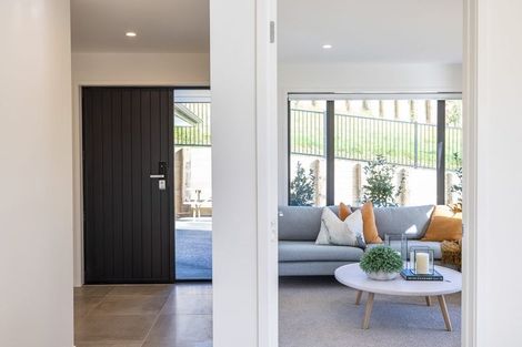 Photo of property in 11 Kanono Way, Helensville, 0800