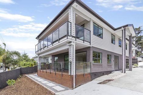 Photo of property in 48c Totara Road, Te Atatu Peninsula, Auckland, 0610