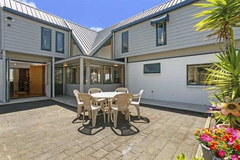 Photo of property in 6 Stevenson Way, Cockle Bay, Auckland, 2014