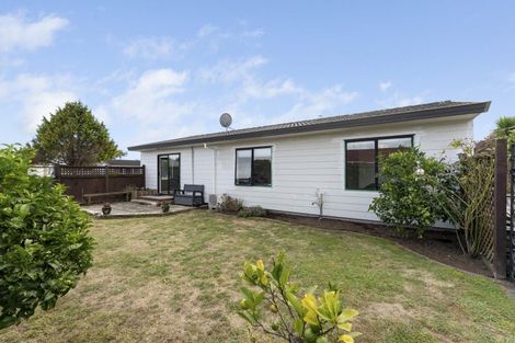Photo of property in 25 Rosewood Place, Paraparaumu, 5032