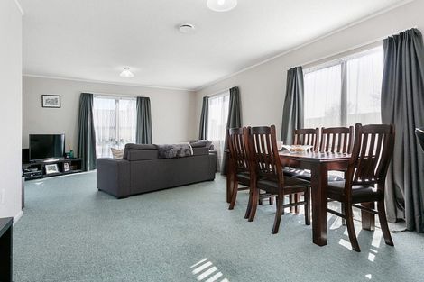 Photo of property in 10 Burns Street, Leamington, Cambridge, 3432