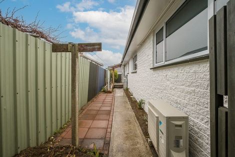 Photo of property in 175 Beach Road, North New Brighton, Christchurch, 8083