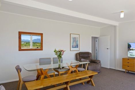 Photo of property in 11 Makora Road, Otaihanga, Paraparaumu, 5036