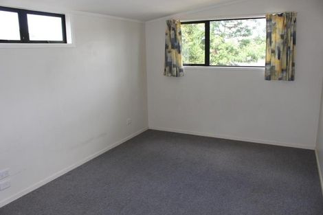Photo of property in 53 Triangle Road, Massey, Auckland, 0614