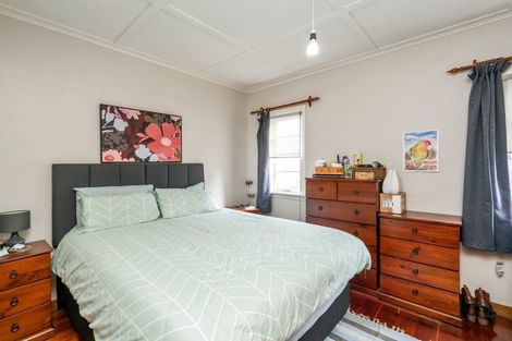 Photo of property in 175 Blockhouse Bay Road, Avondale, Auckland, 0600