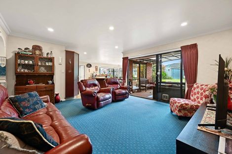 Photo of property in 6 Flora Way, Rototuna, Hamilton, 3210