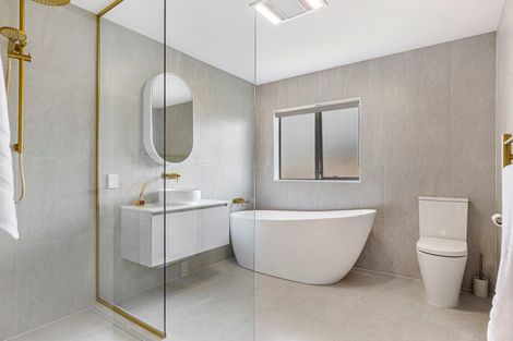 Photo of property in 4 Brandon Road, Manly, Whangaparaoa, 0930