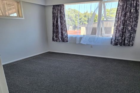 Photo of property in 12 Clifton Drive, Waitara, 4320