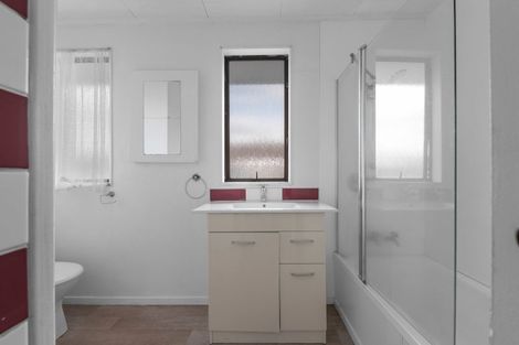 Photo of property in 20a Crystal Place, Pukehangi, Rotorua, 3015