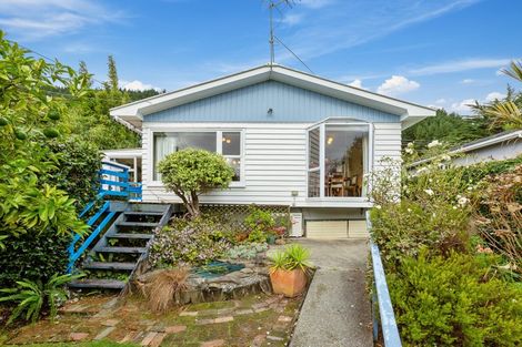 Photo of property in 93 Ruahine Street, Paraparaumu, 5032