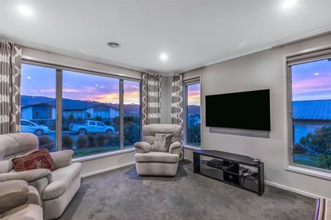 Photo of property in 15 Ken Douglas Drive, Aotea, Porirua, 5024