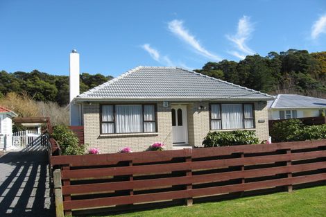 Photo of property in 36 Dover Road, Wainuiomata, Lower Hutt, 5014
