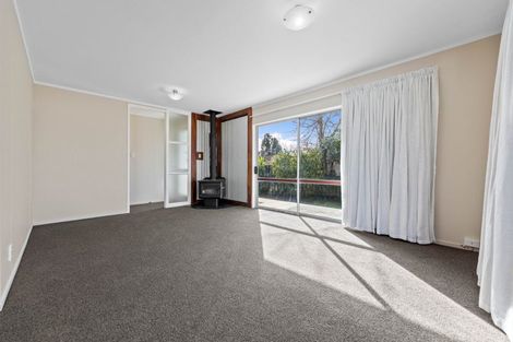 Photo of property in 16 Te Takinga Street, Turangi, 3334