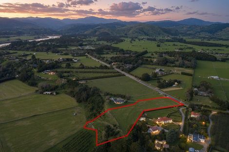 Photo of property in 165 Otaki Gorge Road, Hautere, 5582