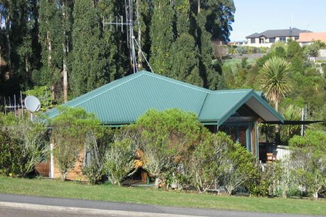 Photo of property in 21 Greenfield Drive, Western Heights, Hamilton, 3200