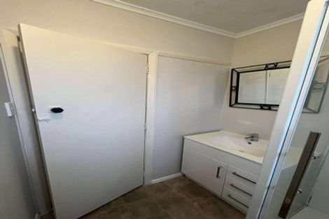 Photo of property in 15 Maire Street, Levin, 5510