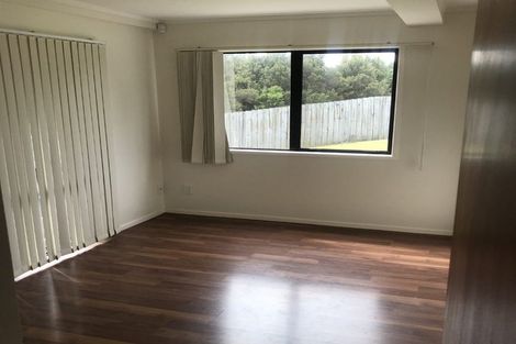 Photo of property in 4 Coubray Place, Botany Downs, Auckland, 2010