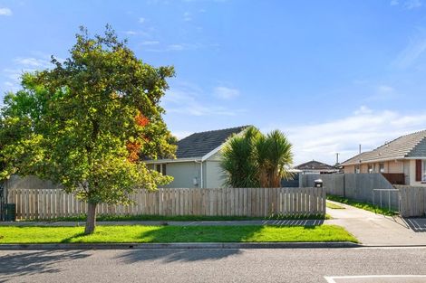 Photo of property in 25 Shetland Street, Woolston, Christchurch, 8062
