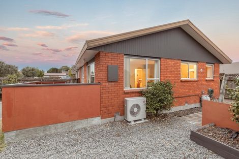 Photo of property in 2/7 Fir Tree Lane, Aranui, Christchurch, 8061