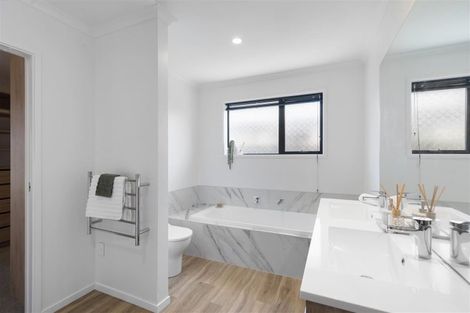 Photo of property in 18 Branthwaite Drive, Rolleston, 7615