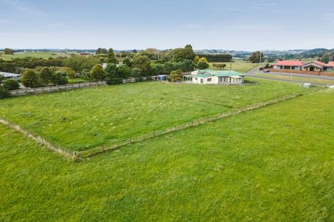 Photo of property in 55 Matarikoriko Road, Brixton, Waitara, 4382