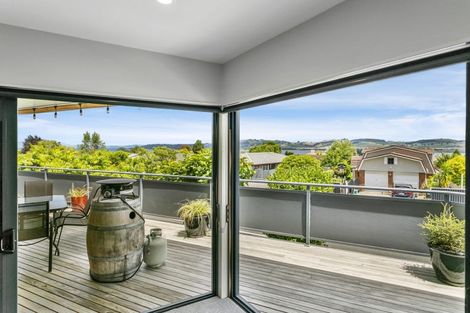 Photo of property in 47 Arrowsmith Avenue, Waipahihi, Taupo, 3330