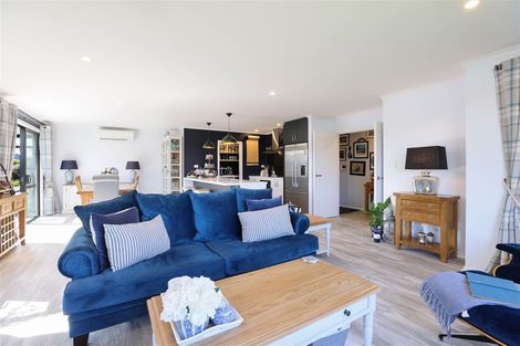 Photo of property in 10 Whiteoak Grove, Tinwald, Ashburton, 7700