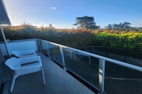 Photo of property in 63 Carlisle Road, Torbay, Auckland, 0630