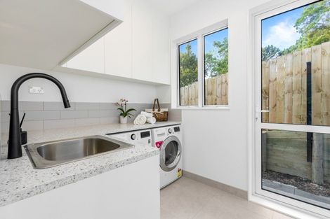 Photo of property in 29a Kimberly Grove, Greenhithe, Auckland, 0632