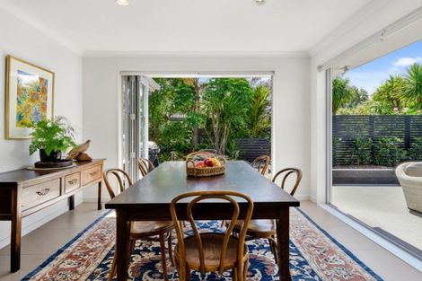 Photo of property in 5 Courtney Lane, Matakana, Warkworth, 0985