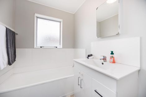 Photo of property in 49 Kaimanawa Street, Kelvin Grove, Palmerston North, 4414