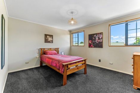 Photo of property in 10 Titri Place, Mosgiel, 9024
