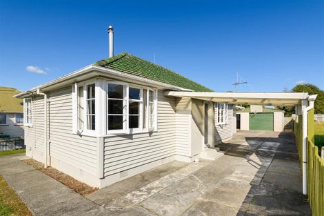 Photo of property in 31 Follett Street, Marton, 4710