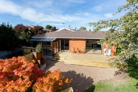 Photo of property in 6 Montclare Avenue, Ilam, Christchurch, 8041