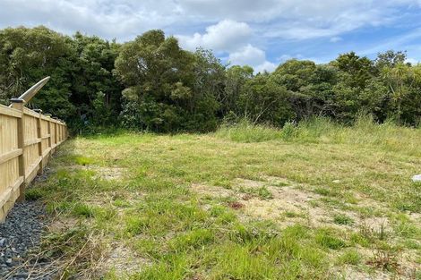 Photo of property in 46 Taikura Avenue, Red Beach, 0932