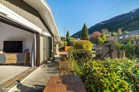 Photo of property in 157 Fernhill Road, Fernhill, Queenstown, 9300