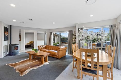 Photo of property in 21 Hemingway Place, Spencerville, Christchurch, 8083