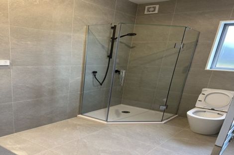 Photo of property in 11 Mata Road, Massey, Auckland, 0614