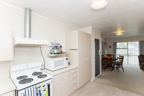 Photo of property in 3/41 Carnarvon Street, Gisborne, 4010