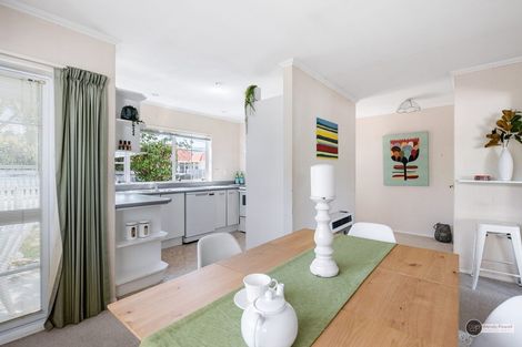 Photo of property in 8 Fraser Crescent, Elderslea, Upper Hutt, 5018