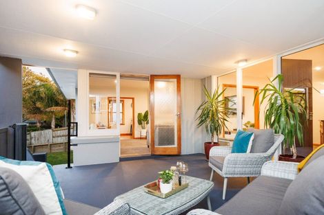 Photo of property in 46 Churchill Avenue, Hokowhitu, Palmerston North, 4410