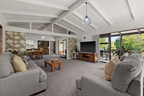 Photo of property in 37 Simla Avenue, Havelock North, 4130